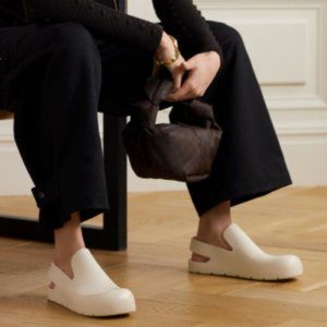 BOTTEGA VENETA STYLE CROCS